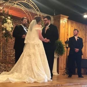 Meet your Posher, Caroline